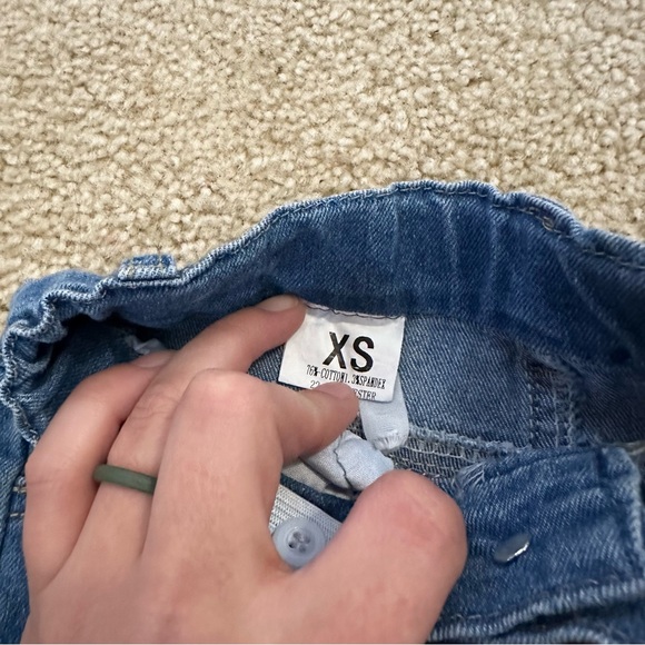 NWOT Sunflower Outfit Set - Picture 7 of 7